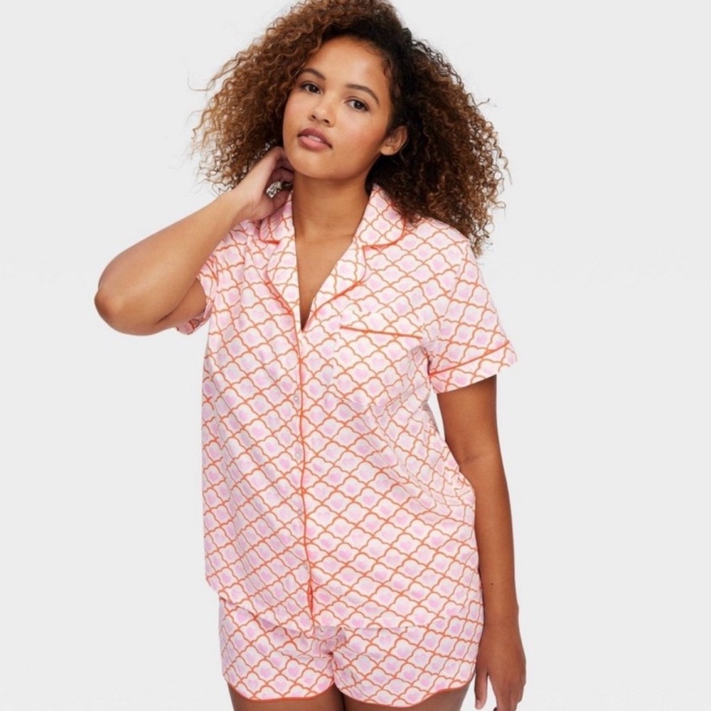 Roller Rabbit × Target Geo Hearts
Pajama Set Small